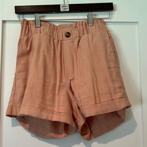 Pull and beat mini shorts pink